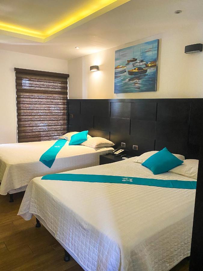Hotel El Faro Монтеррико Екстер'єр фото